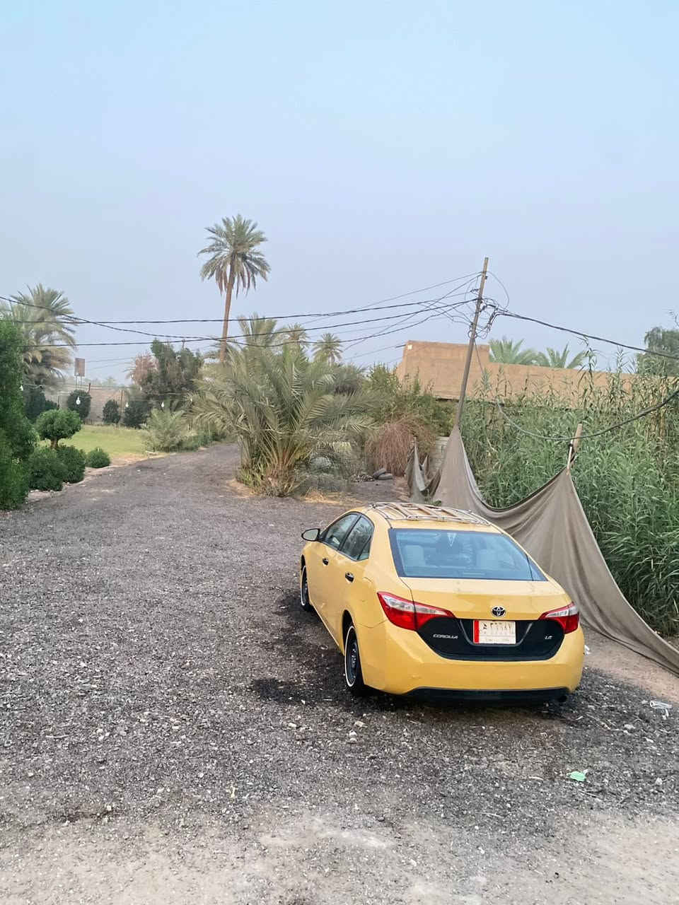 السلام عليكم 
كورلا 2015 رقم بغداد أنكليزي
مصفره هيئه وغرامات 
سياره جاهزه كل نقص مابيه 
حادث جاملغ خلفي بدون دواخل 
مكينه قبل شهرين بدلته مال 19
كير ادامه كامله مسويله 
تخم تاير تحويره وياهه مافتحه 
تدفئه تبريد شغال 
ويبقه شوف العين تجي وشوف 
مكان السياره كربلاء 
***********
السعر 128وبيه مجال
