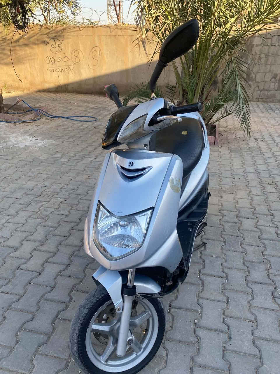 السلام عليكم 👋🏻
للبيع سكنس نثية دراجة بلادية 🎖️مكنية ناعمة شرط شلعة و معدل طيران ✈️ كهربائيات كلهة شغالة اشاير سكن لايت دشبول كلة شغال 💯 نكرة سلف بكل وكت 💯 بريكات بالمكان امامي خلفي شغال 🥇الدراجة اي نقص مابيهة ♣️ شغالة سلف و هندر ♣️
السعر *400 وبيهة مجال للشراي 
مكاني بغداد شعب 
رقم *********** تواصل واتساب او خاص
