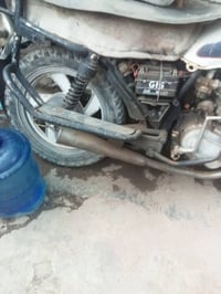 دراجه نوع جني للبيع اوراقه موجوده السعر 250وبيه مجال بسيط07718725807