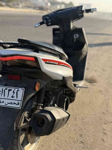 السلام عليكم 
سكنس شمعة كوري للبيع او المراوس 
دراجة كفالة عامة  
مكاني بغداد الكريعات
***********
