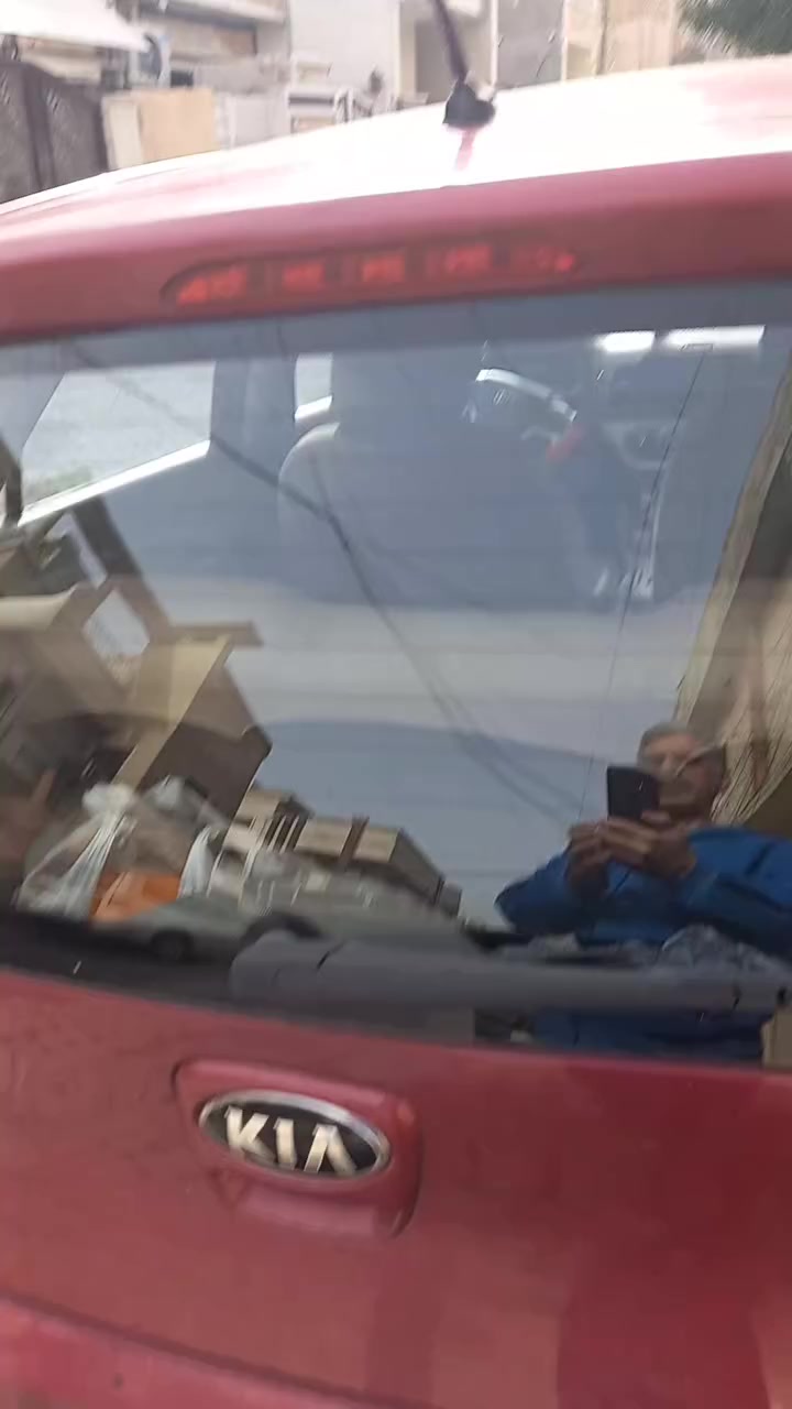 سياره بيكانتو للبيع  ماشيه ٢٦ الف جديده  بيه بعض الطخات   التبريد شغال    باسمي  أريده نهايته ٩٨    الاتصال  وات ساب   ***********
