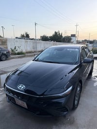 النترا موديل 2024 دخول جديد صارلها يوم  لون اسود  حادثها  باب خلفي جهة...