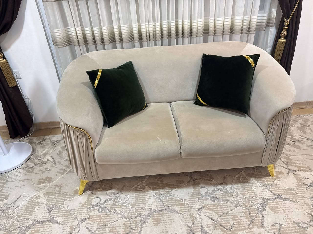 تخم تركي 10 مقاعد دزاين حديث قماش بيبي فيس 
مستخدم نظيف 
سعره 750 
عنوان سليمانيه صائب ستي قرب فاملي مول 
الشراي خاص


**إذا كنت صاحب هذا الإعلان وتريد حذفه لأي سبب، رجاءا أرسل رسالة إلى الدعم الفني**