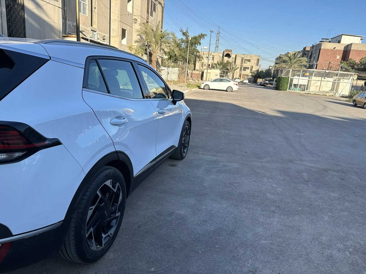 سبوتج 2023خليجية ماشية 27الف
شركة الدولية 
بصمة مري شفط 
دخول ترحيب
شفتات
كشنات مخمل 
رقم بغداد دولي جديد
مواصفاتالسيارة نص فول تشغيل عن بعد 
محرك 2000
مكان سيارة بغداد
اوتو هوالد 3انضمة قيادة
بيها صبغ ربع الجاملغ بدون دواخل  وبارد شي قليل 
السيارة جديدة بدون اي نقص 
السعر 208وبيها مجال بسيط 
للاستفسار اتصل وتدلل 
***********
