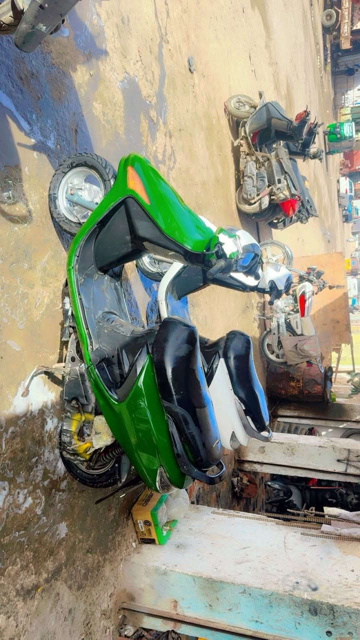 دراجات فول كفاله كفاله شرط حاويه       ***********وسعار مفوله
