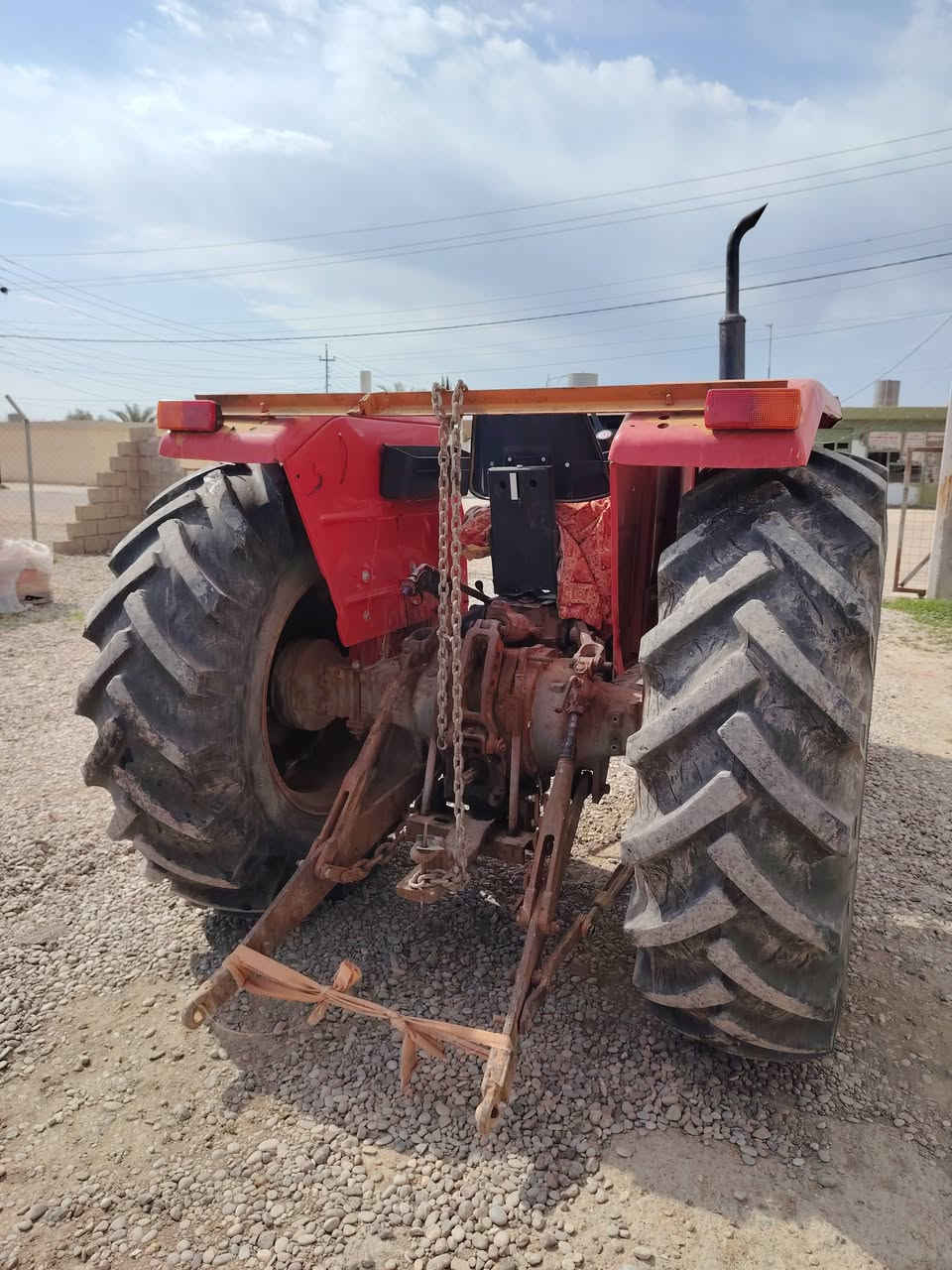 290 تايرات جديد كير محرك اكسل مضبوط بدون بس  مكفوله مكاني كركوك رجاء مو شراي لا تخابر سعر 6 ونص وبي مجال  ***********
