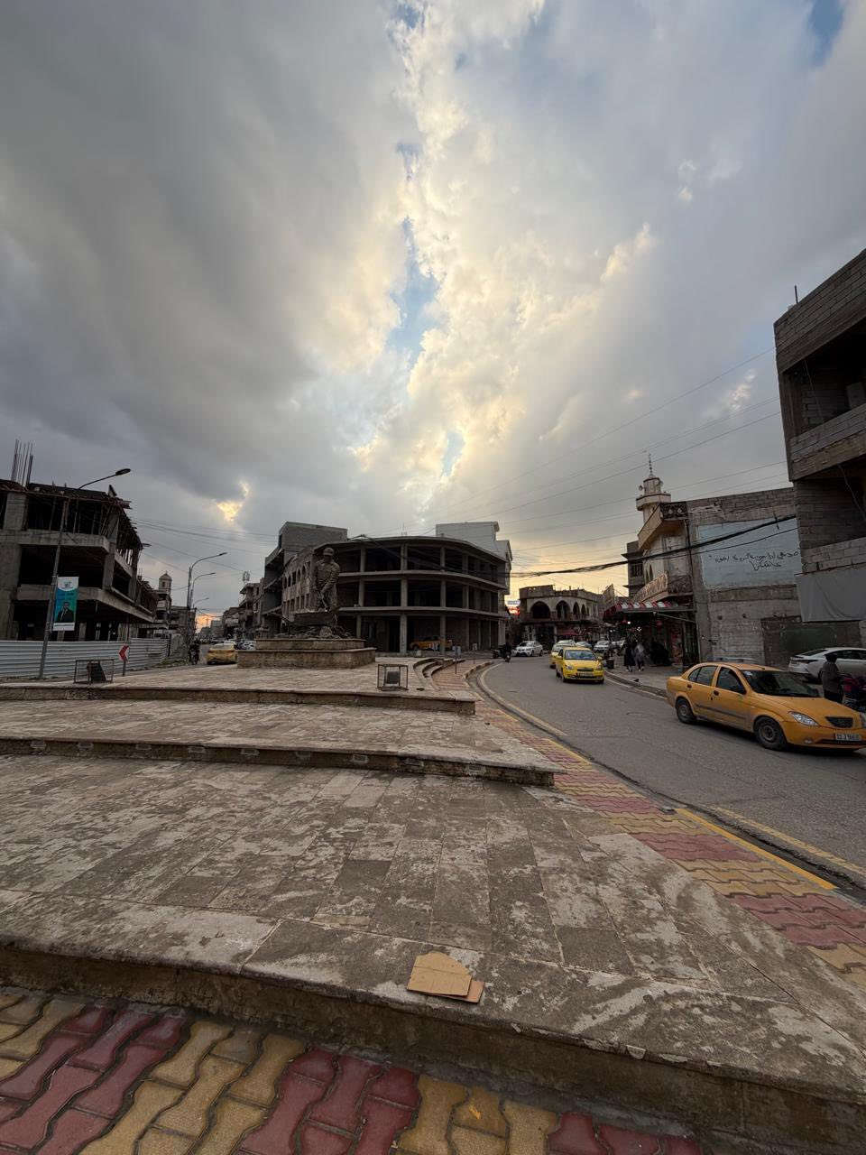 ♦️عروض♦️#مكتب مؤيد العلاف _ للعقارات ✔️

🔶 عمارة  للبيع منطقة السرجخانة     🔶                                  

 🔶 ثلاث طوابق 8 دكاكين و شقق الطابقين 🔶 

الموقع مميز  مقابل التمثال  )
 
المساحة : 188 م 

 الواجة 25  م 
 

        🏛️مراجعة مكتب مؤيد العلاف للعقارات🏛️

او الاتصال على الارقام 

📱اسيا ***********
 
📱 اسيا ***********

📱كورك ***********

📱كورك ***********

عنوان المكتب / الموصل _ حي المهندسين مقابل فندق قصر نينوى   

📌نستقبل عروضكم العقارية على الماسنجر او الواتساب
