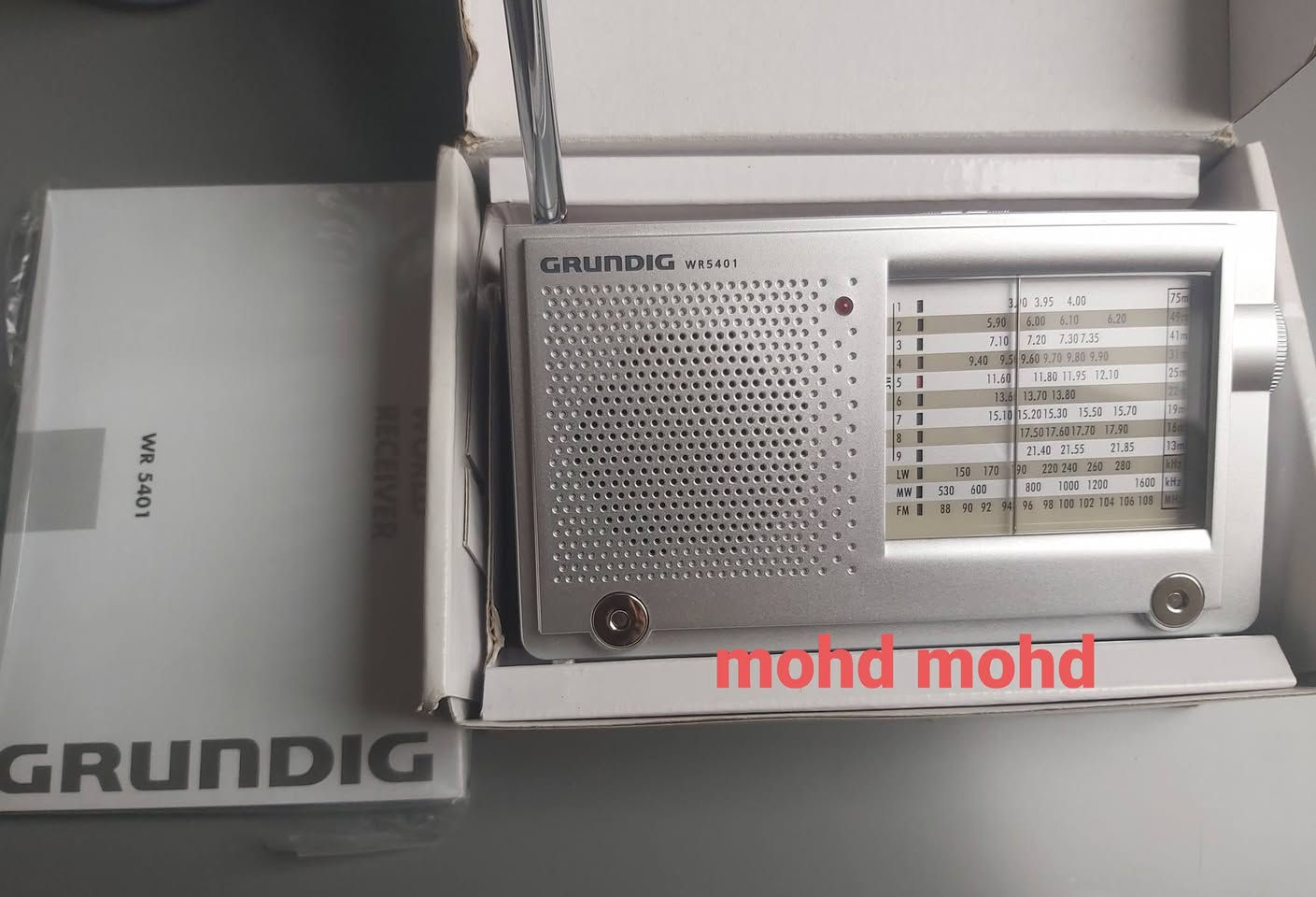 GRUNDOG YACHT BOY 10
انتاج المانيا 2007
موجات عدد 12 MW FM SW1-9 LW
شغال بطارية قلم عدد 2
محولة خارجية 3 فولت غير متوفرة
جديد كارتونه 
السعر 100 الف 
#الجميع


**إذا كنت صاحب هذا الإعلان وتريد حذفه لأي سبب، رجاءا أرسل رسالة إلى الدعم الفني**