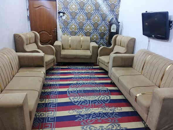 تخم 10 مقاعد بلوك اسود ب 225
***********
