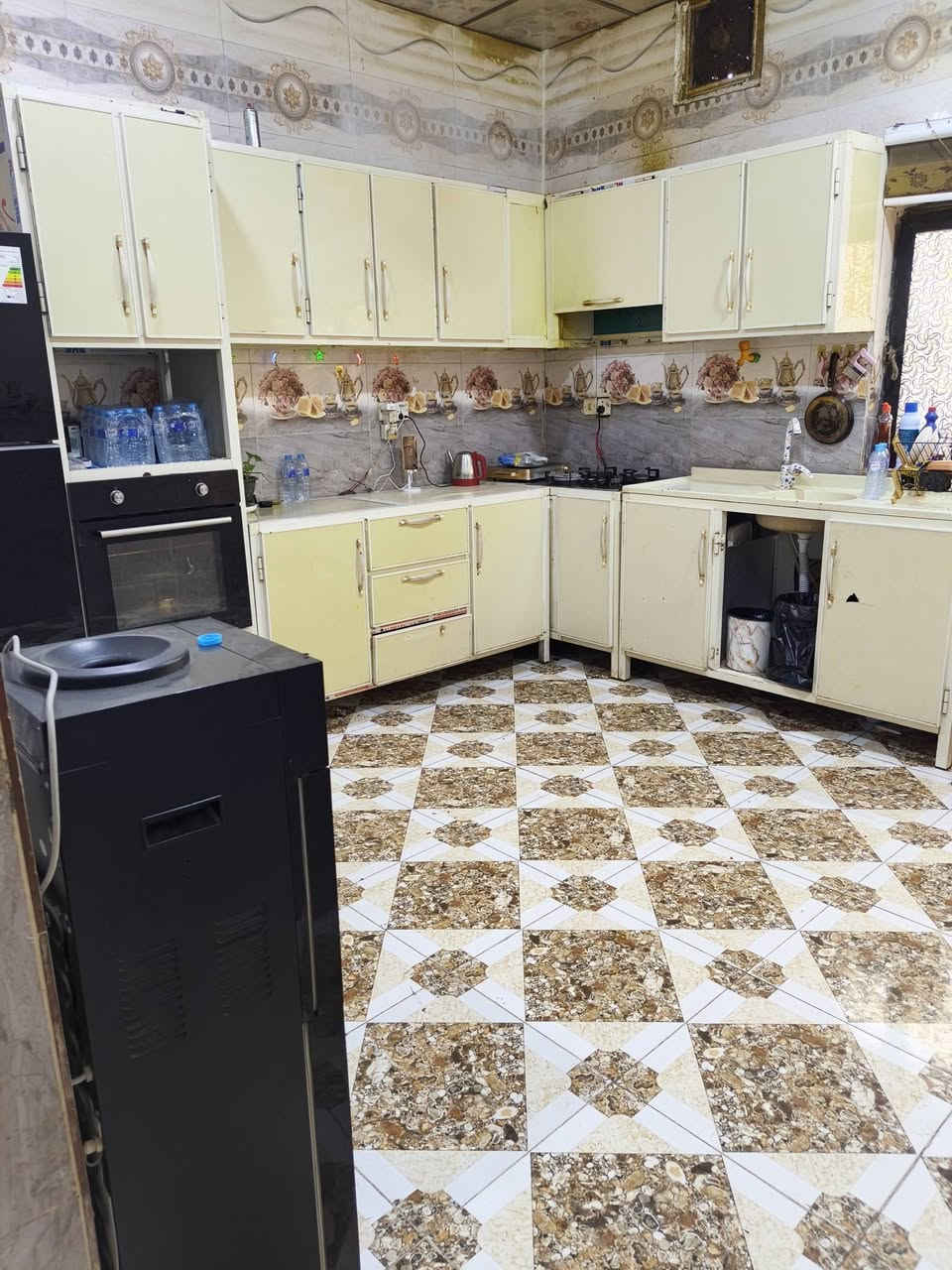 السلام عليكم دار للبيع المساحة 156 متر ركن صالحية فرع مقابل حسينية الرضوية على شارع 10 سعر 90 مليون وبية مجال يتكون من غرفتين منام واستقبال وصالة وحمام داخلي وخارجي


**إذا كنت صاحب هذا الإعلان وتريد حذفه لأي سبب، رجاءا أرسل رسالة إلى الدعم الفني**