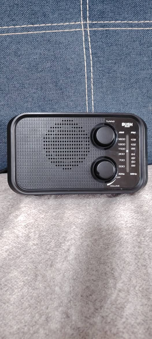 راديو ماركة بوش.. موجتين.. Fm.. Am.. جدا نظيف... نقص هوائي فقط.. يشتغل عالكهرباء.. والباتري.. السعر 15.. توصيل كافة المحافظات


**إذا كنت صاحب هذا الإعلان وتريد حذفه لأي سبب، رجاءا أرسل رسالة إلى الدعم الفني**