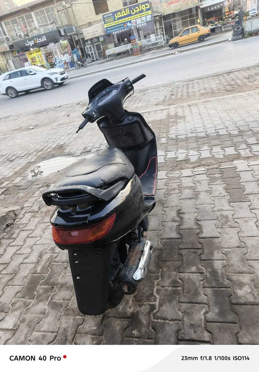 السلام عليكم دراجه فراشه فحل للبيع الدراجه جاهزه من كلشي سلف هورن اشاير دبلات تخم تاير دراجه مال رمبه مفتوحه مره وحده جاهزه تشغل وتطلع السعر 400 وبيها مجال مكاني نجف حي ميسان غير متواجد ع فيس بوك اتصل وبخدمتك ***********
