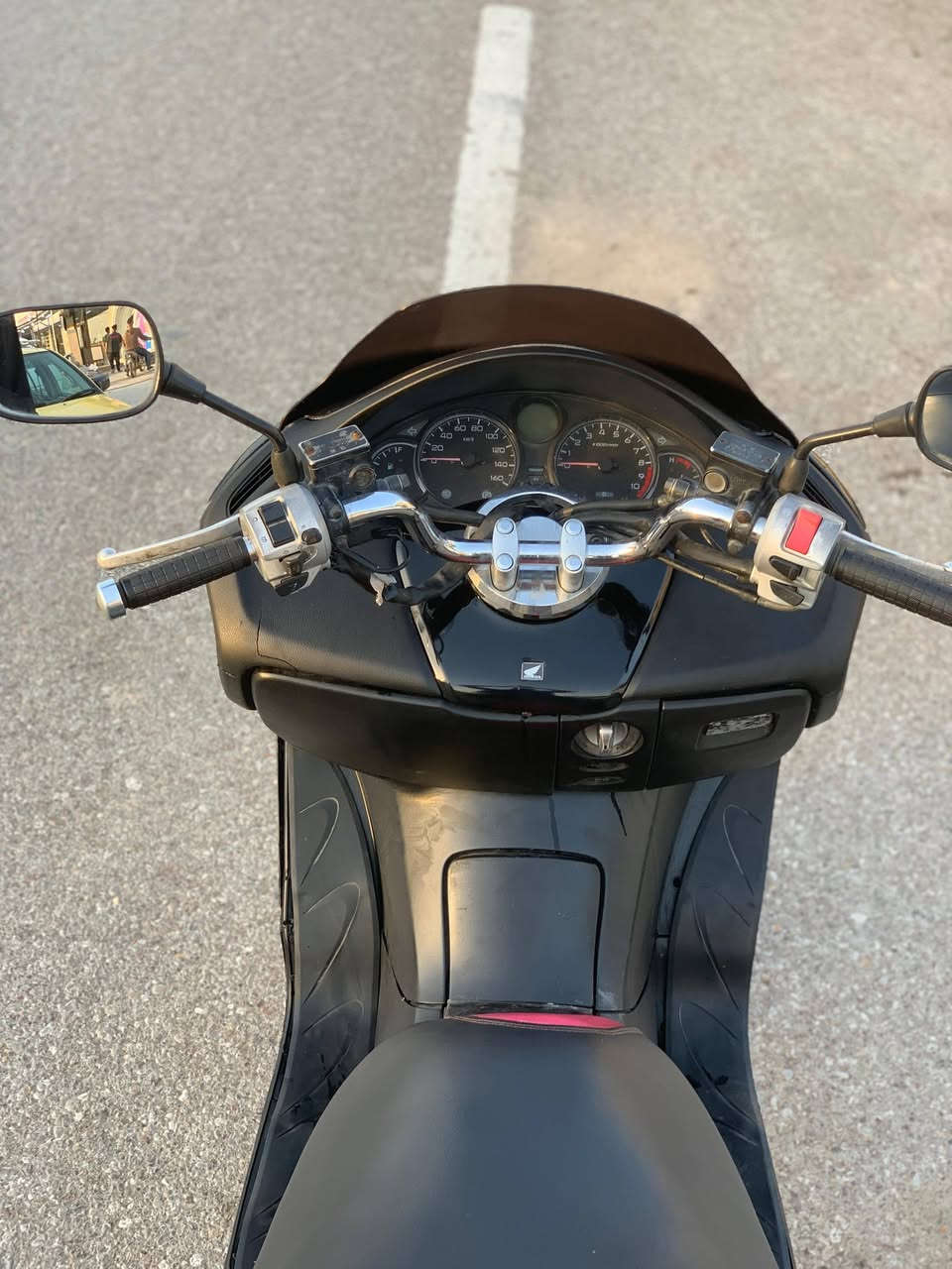 سلام عليكم فورزه 08 مكفوله كفالها عامه دراجه شلعه ومعدل لايت زنون ABS سعرها 750 وبيها مجال مكاني تقاطع القدس ***********
