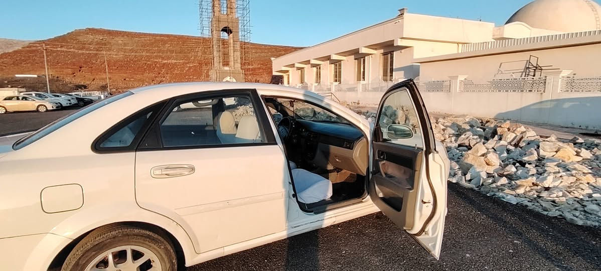 ئۆپترا2010یەک پارچەی چامرغی  تۆزێک دۆسیەی هەیە گێر تۆماتیک مەکینە بێ عەیب کەم رۆشتووە سعری 87تۆزێ مەجال شوێن کۆیە هەمو شتی نوێیە رەقەمو هەزەو سەنەوی ڕەقەم مۆبایل *********** كويسينجاك, أربيل
