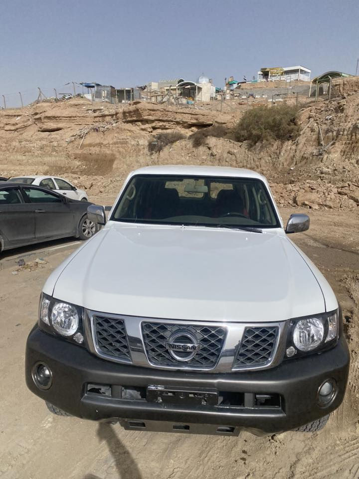 باترول 2008 مزاد وزارة الداخلية تترقم نجف
سيارة مصبوغه عام جمالية لايت بك لايت سكنات جديد 
داخل السيارة حلو محرك 4800 كير اوتماتيك 
عايزة شغلات بسيطة 
السعر 75$ 
للاستفسار ***********
