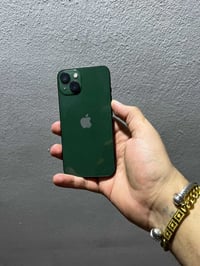 آيفون ١٣ • ذاكرة ١٢٨ • بطارية ٨٤٪