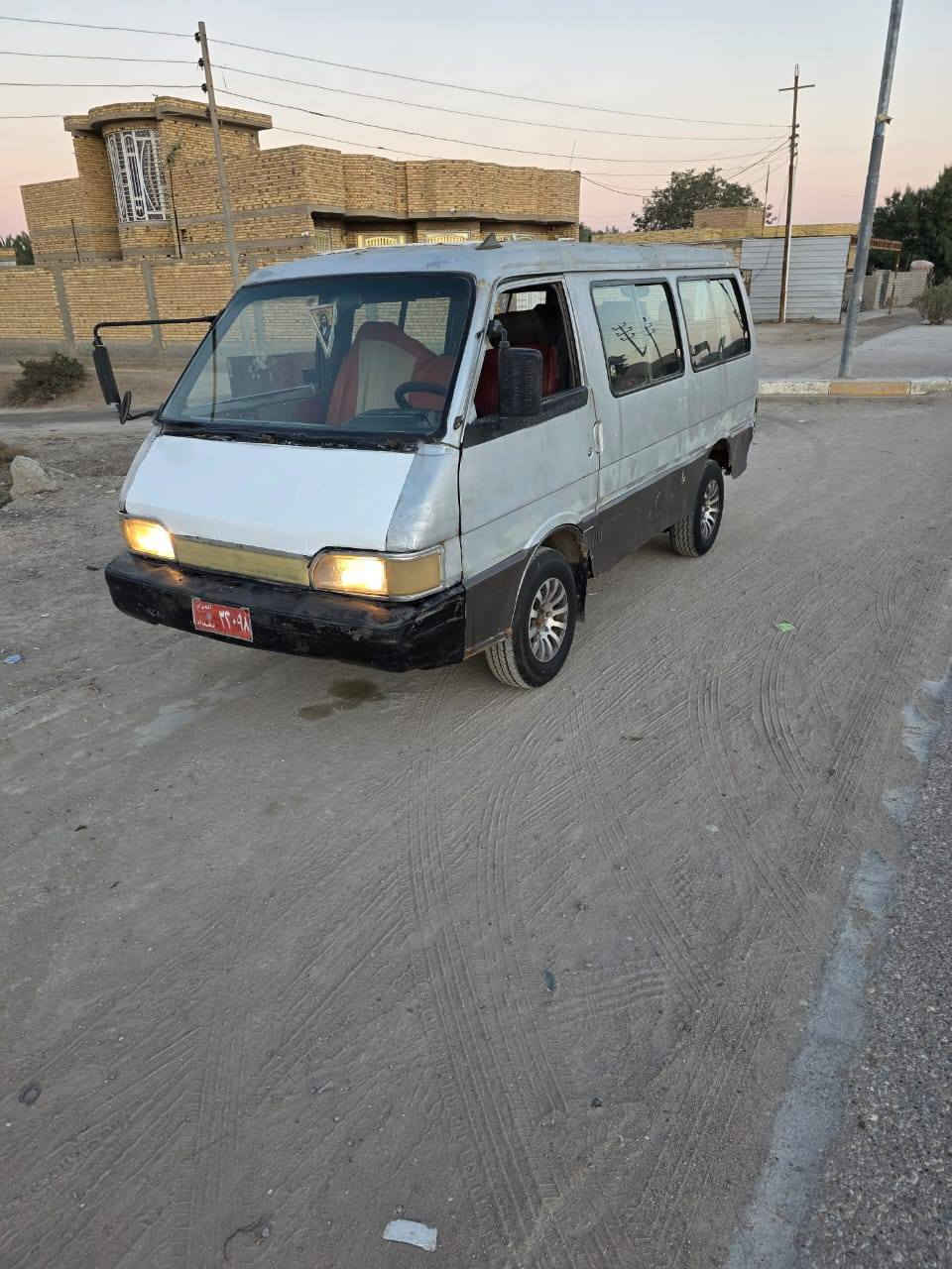 سلام عليكم كيه بسته رقم بغداد تحويل سنويه عضم عاج  سياره جاهزه تخم تاير جديد حداديه جديده توني مسويهه با تري جديد كهربايات شغاله الرقم  ***********  السعر 14 ورقه
