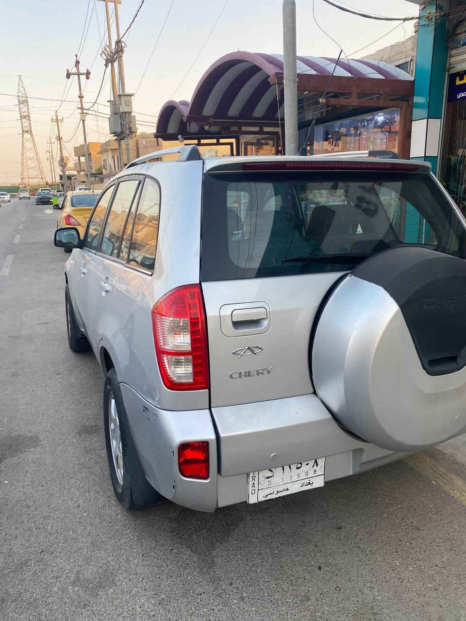 السلام عليكم
شيري تيكو ٢٠١٤ لون سلفر رقم بغداد تحويل ثاني يوم السياره المكينه خير من الله حدادية جديده تبريد شغال ادامه جديده نوزلات وفيت بم وبيه الجاملغ الايمن صبغ السعر ٧٠ وبيه مجال ممتواجد ع الفيس الاتصال ع الرقم ***********
