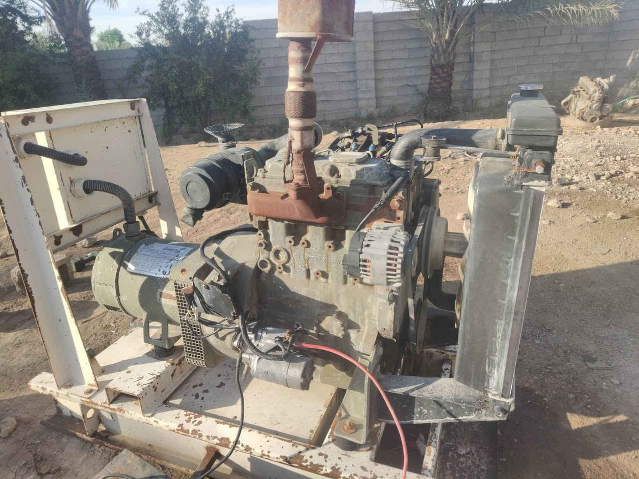 بيركنز انكليزي 3 سلندر شغال بي خيط بخار 30 كيفي مابي نقص للاتصال ***********

