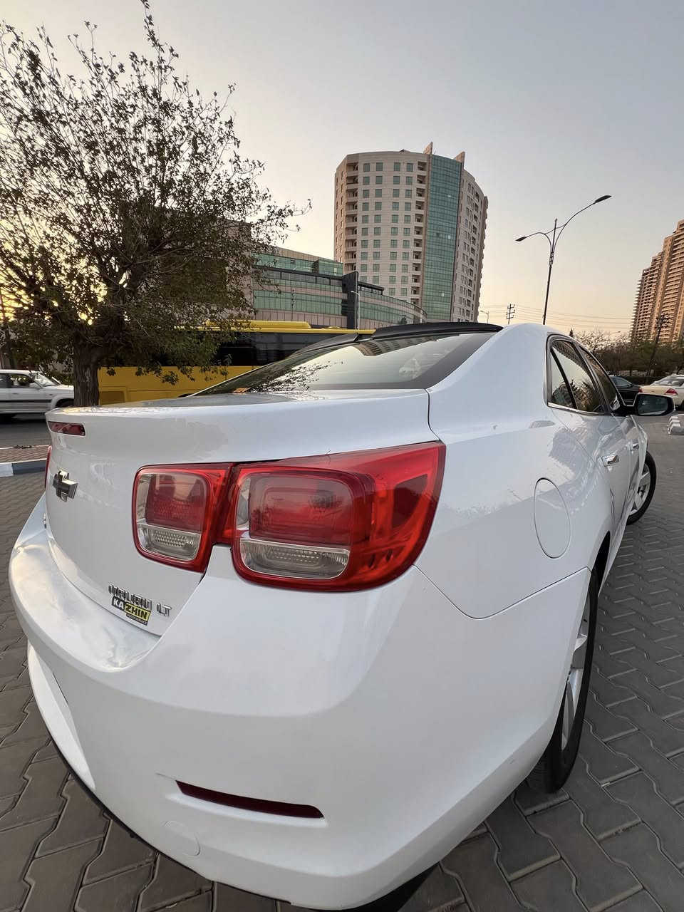 يا الله بيع مستعجل
ماليبو 2013 LT  خليجي شركة المنصور   2400 بأسمي السياره شرط التحويل وشرط الغرامات  
كير ومحرك وكهربائيات كوله مكفول 
ادامه تخم تايرات جديد فيت بم جديد بلكات جديده بطاريه جديده  
مواصفات السياره هاند بريك بصمه كهربائي كشنات جلد
اشاير بلمري وتحكم وتحكم مري  مثبت سرعه فول تحكمات ستيرن  
شادلها شاشه وكامره ب100$
السياره 3 قطع  صبغ مع بارد بسيط براس البنيد بدون ايرباك بدوون دواخل بدون لا لغوط ولا شواصي السعر 98 وبيه مجال انشالله السياره نظيفه جداً والحقيقه نفس الصور   (( السنونار موجود بلصور)
***********
