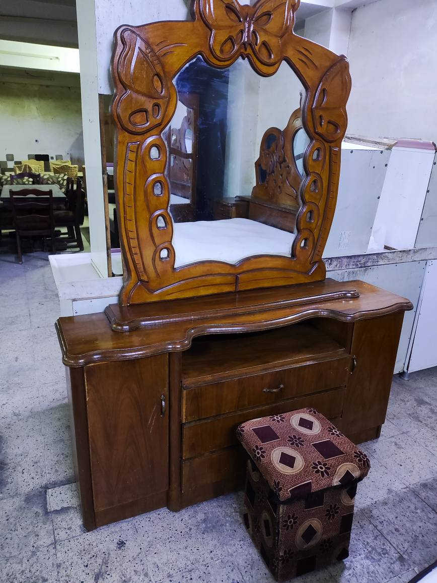 غرفه نوم نظافتها شرط 100%100 وبسعر مناسب مع نقل وشد كامل للبيع....العنوان الدركزليه مقابل الاطفاء محلات الرحال طابق الثاني ☝️ موصل, نينوى


**إذا كنت صاحب هذا الإعلان وتريد حذفه لأي سبب، رجاءا أرسل رسالة إلى الدعم الفني**