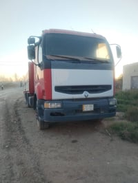 رينو • سيارة • واسط النعمانيه