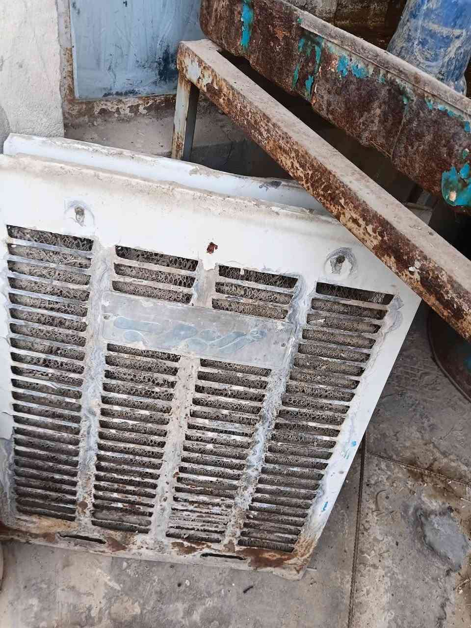 مبردات 2لبيع سعر لوحده 75/0778 329 8756
