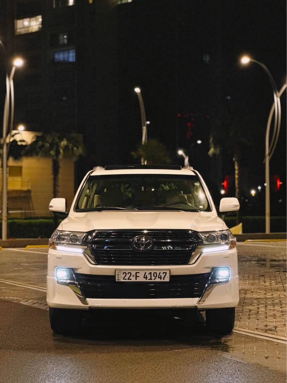 Land Cruiser 2018  📦
لاند كروزر بالباكيت سعر مناسب 
مواصفات GX كامل محدث GXR اب شرط 
بدون شخوط بدون رسعات بدون صبغ مكفول 
بس بيه مكانين صغار بارد 
ماشية 133 الف 
كشنات جلد 
سلايد 
كهرباء 
محرك V6 سعة 4000 مكفول 
سيارة بالواقع احلى 
مكان اربيل 
بدون مراوس بس بيع سعر 439 ورقة مجال بسيط 
واتساب ***********
________________________________
وەنەوشە ٢٠١٨ مواسفات GX 
سەیارەکە هەموو کراوەتە GXR 
بە شەرت 
بێ سبوخ بێ قەپو قۆپ 
تەنها دوو جێ ئایفۆن تەعدیلە 
تەنها 133 هەزار کیلۆمەتر رۆیشتووە 
گێر مەکینە بە شەرت 
لە هەولێرە 
گۆرینەوە ناکەم تەنها فرۆشتن سعری 439 ورقە 
واتساب *********** أربيل, العراق
