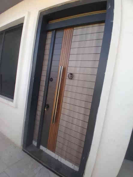 سلام عليكم  بيت للايجار  100متر بغداد الدوره عرب جبور قرب مستوصف الجديد
الإيجار 500 الف للإستفسار ***********
