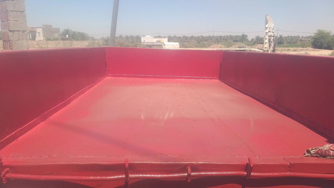 حداده وعمل لودرات حمل مختلف لاحجام ٠ حداده وعمل المقطورات الماء المغلون  عمل عربات الحمل الزراعي *********** بابل الحمزه الغربي الخميسيه
