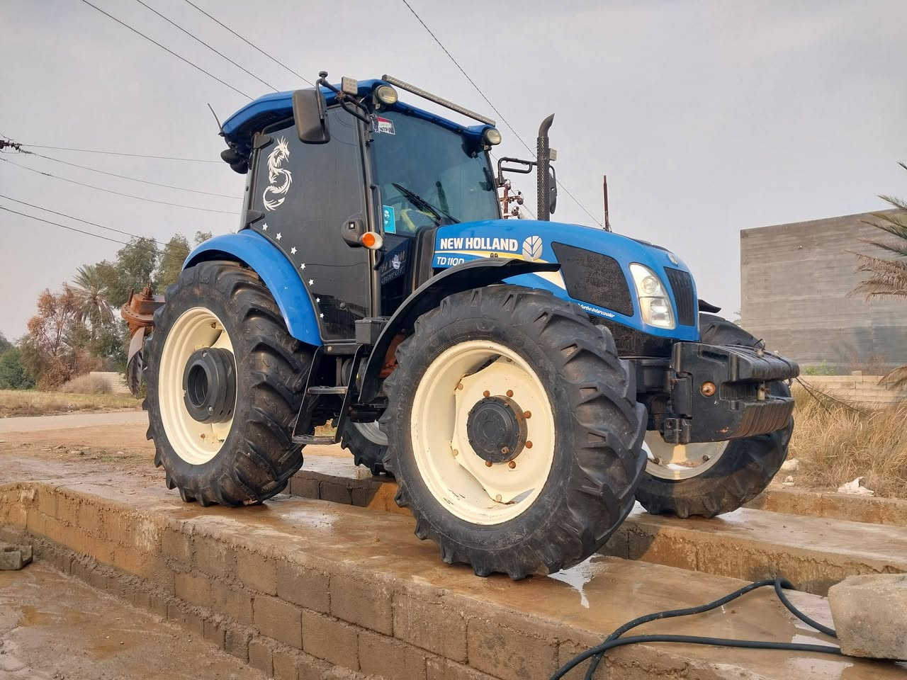 نيوهولند للبيع موديل ٢٠١٨بلوماستر مكفوله كفاله عامه شرط تايرات الشركه جواها رقم وسنويه سليمانيه للاتصال ***********مكلف بل نشر
