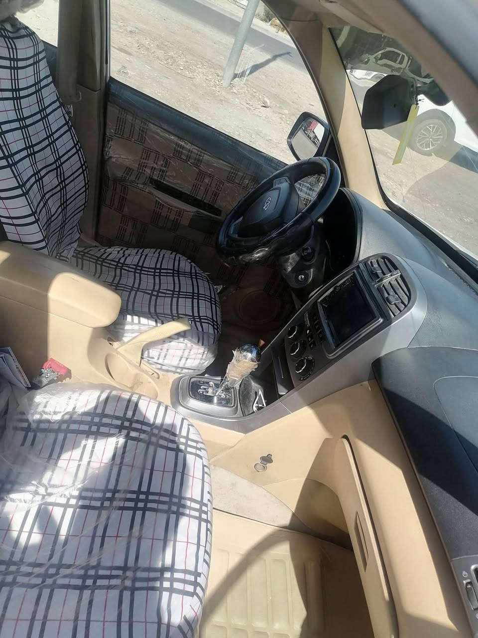 السلام عليكم تيكو ٢٠١٣ للبيع ٥٥ ورقة المكان الكفل وبيه مجال رقم الهاتف *********** الكير كهربائي
