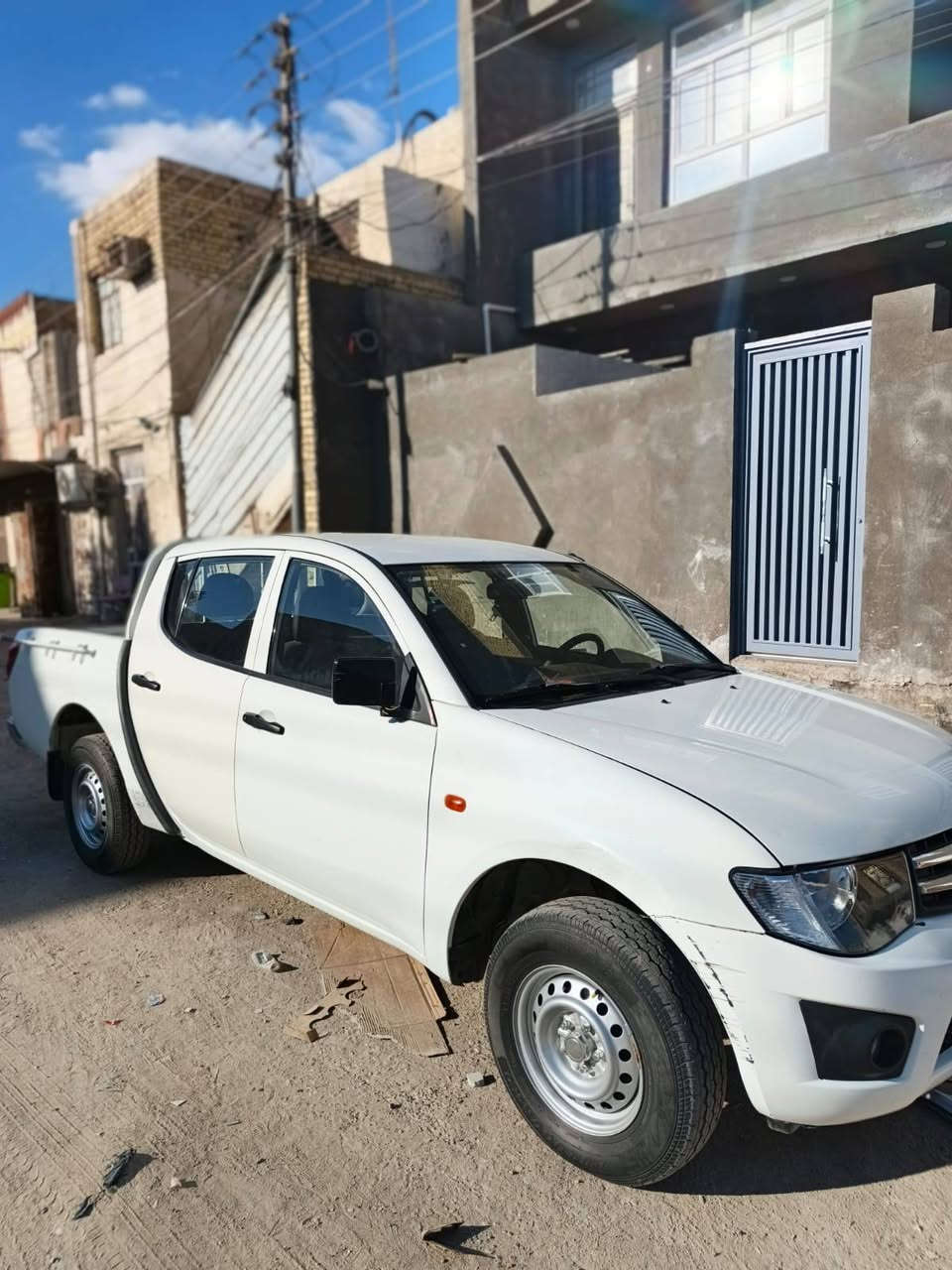 سلام عليكم مستبوشي للبيع ٢٠٠٩بسمي تحويل ثاني يوم
سياره عل وضعه بيه ضربه بلباب لخلفي مكينه وكير خير من الله جدد كير عادي 
مكانه ناصريه سعره ٨٥   
***********
