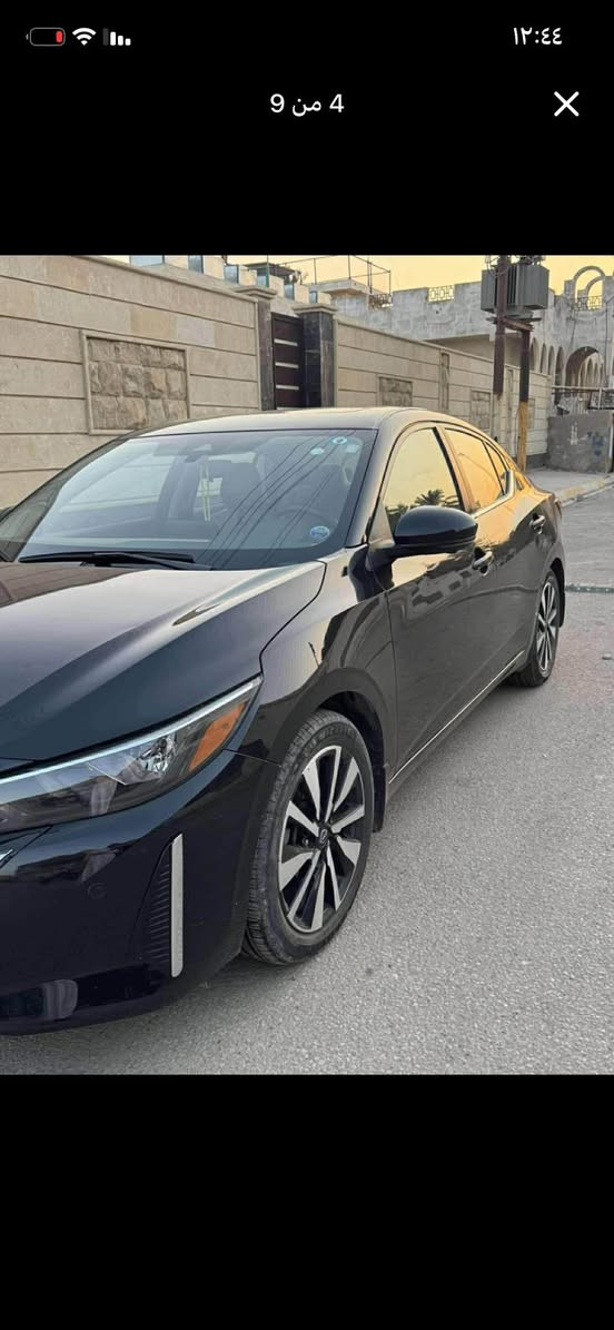 نيسان سنترا للبيع
موديل ٢٠٢٤ 
ماشيه 14 الف 
فتحة سقف 
كشنات جلد لون عسلي 
كشن كهرباء 
تدفئة كشنات + ستيرن 
رادار امامي وخلفي + حساسات 
كامرة ٣٦٠ من كل الجوانب 
رقم بغداد بأسمي 
ضرر السيارة تقرير بدون اي مسج تحذير 
شغالة وتمشي من امريكا 
السيارة جديده جدآ بدون اي مصروف السعر 165
للاستفسار *********** 
مكان السيارة ديالى / بعقوبه مكلف
