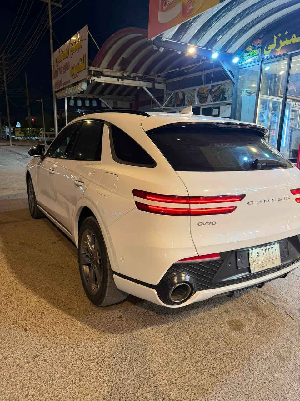 السلام عليكم
السعر قبل كلشي 198 ورقه بيه مجال بسيط جداً 
السونار مرفق بالمنشور
Genesis  GV70 2022 خليجه  

‎ المحرك 4 سلندر / 2500 تيربو       
السياره سبورت  ‎ 
ماشية 106الف كيلو فقط  
كامرات 360
تشغيل عن بعد 
5 وضعيات قياده 
كيجات ديجتل 
حساسات خلفي امامي
كشنات كهرباء

كشنات شاومي 

صندوك كهرباء شفط

كير ماوس

فج برمبو  رياضي 

شحن وايرليس 

تدفئه وتبريد بل كشنات 

فول تحكم 

رادارات 360

مري شفط 

ترحيب شعار جنسسز عن الاقتراب

سايد بريك بصمه

بصمة ابواب

تحديد مسار

كشن السايق ميموري

لايتات لد 

بكلايت لد

رادار امامي

اوتو هولد 

شفتات بالاستيرن

هيتر بالاستيرن 

شحن وايرليس 

استيرن كهرباء

ماوس تحكم الشاشه

سستم صوت Lexicon دمام

قطعتين تبريد

هيترات بالكشنات الخلفيه

كامرات جانبيه تشتغل ويه الأشاره 

احزمه احمر مال سبورت

حادث السياره غرق دخلت العراق ومبدل سستم كامل بدون اي كلوب اصلن ممبينه غرق لان كلشي بيهه جديد  فقط بنيد تبدل ضربه سطحيه ومن ادك شاصي متطلع بالنت لان سياره خليجي
باب صبغ 
صار بيه باب السايق والورا دحجه بسيطه موضحه بصور وبالسونار 
ابيعهه علا وضعه مامصلح بيه اي شي 
القماره بالتحميل بيه رصعات بسيطه

ملاحضه السونار والصور جدد التاريخ مذكور
 
اخوان السياره احلى من الصور وجاهزه

بدون ايرباك بدون دواخل بدون الغود ضرباته كلهه سطيحيه بسيطات 

🛑 السعر 198وبيه مجال بسيط 🛑

رقم بغداد بأسمي مكاني بغداد الجديده 

 للأستفسار ***********
