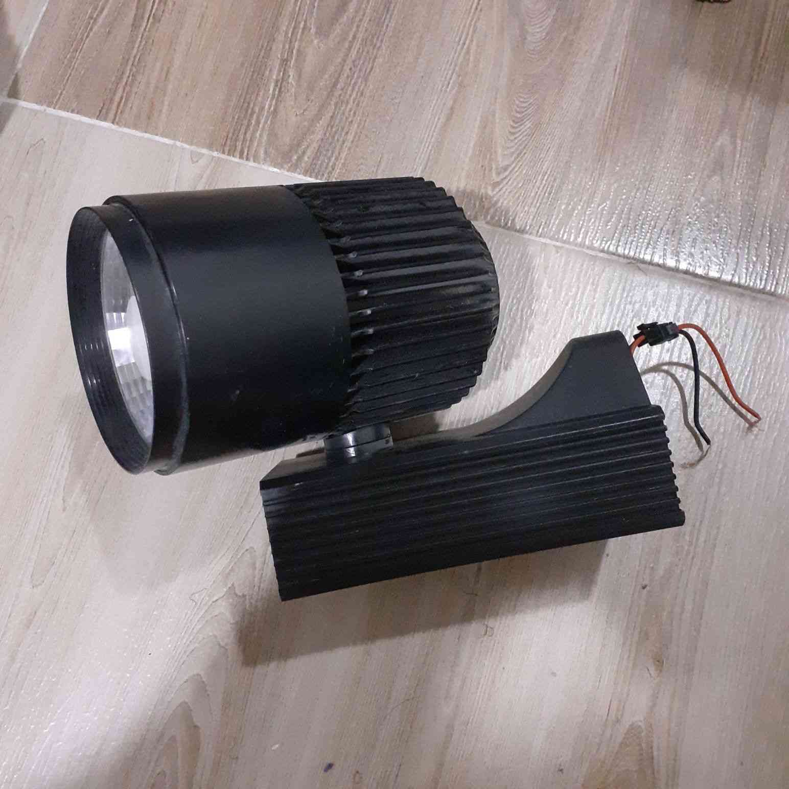 بيع شلع  ٤٠ الف


**إذا كنت صاحب هذا الإعلان وتريد حذفه لأي سبب، رجاءا أرسل رسالة إلى الدعم الفني**