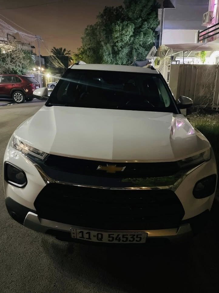 شوفر ترل بلايزر ابيض 2023
مواصفات :-

تحديد مسار

اوتو ستوب

تحذير تصادم

مثبت سرعة

كشنات تدفئة تبريد

وباقي مواصفات الطبيعية

سيارة مناقصها شي فقط دبة

الزراكة مزروفة.

حادث حسب مموضح بالصور

ومابيها اي صبغ.

صارت بيها ضربة خفيفة و موضحة بالصور ايضا

سيارة ماشيه 54000 ميل قابل للزيادة

محرك 1300 3سلندر

سعر 133$

***********
