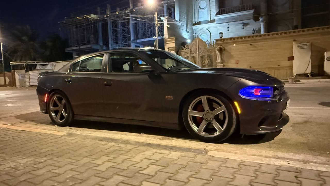 جارجر سكات باك SCAT PACK 6400 SRT 2016 🚀🐝💪🏻
رقم بغداد تحويل ثاني بوم 
فول مواصفات للاخير اعلى مواصفات 

1/1 خنك 
من الرادار الامامي والجانبي فتحة سقف تحديد مسار نقطة عمياء 

كشنات مخمل وجلد امامي تدفئه تبريد مقاعد خلفيه تدفئة 

ستيرن تدفئه

معروف الموصفات الباقيه بالفول 

ماشيه 61 mi
السعر 190$ وبيها مجال 

ومراوس حسب القناعه
 
***********
