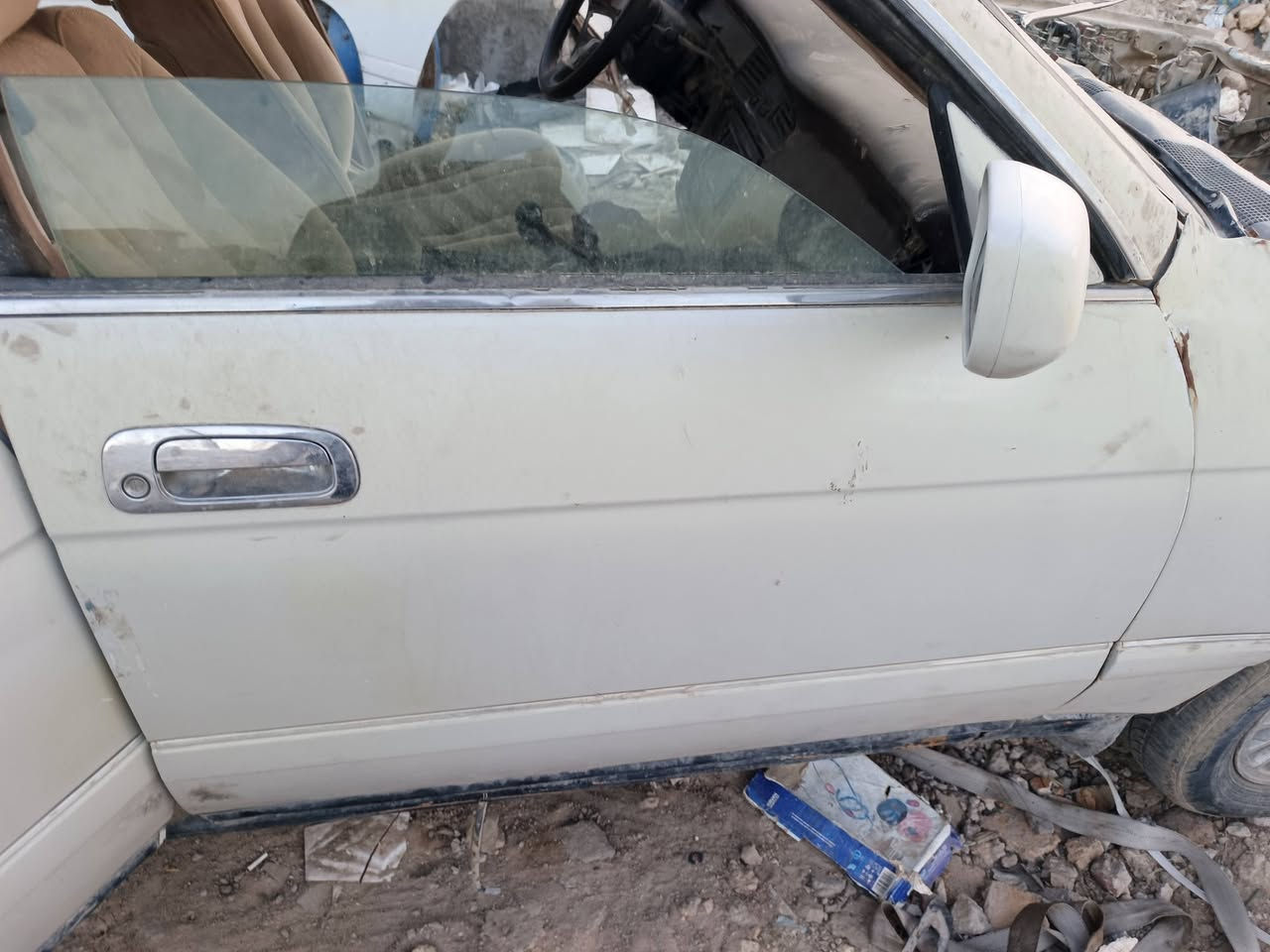 السلام عليكم غراض بطه تفصيخ عراقي باب بانزين سعره ٤٠ الف اربع ابواب بلا بطاين كاملات الواحد ٤٠ الف جاملغ ايسر نضيف سعره ٥٠ قبق جنطه ب٣٠ بنيد نضيف سعره ٧٥ غراض كله جارده بلا معجون مال صبغ ربل قماش ب١٥ الف تخم تخم دوس بوب ب١٥ الف بقلاوه جاملغ خلفي الوحده ب١٥ الف مكاني نجف توصيل ما عندي ***********
