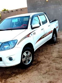 هايلوكس • ٢٠٠٩ • كويتي