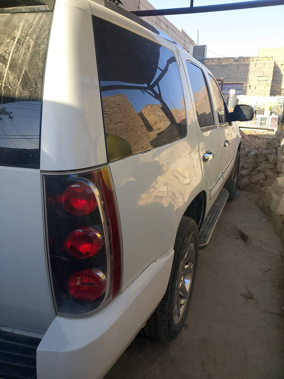 يوكن دنلي فول الفول سياره جاهزه مكفوله من الكص والسرقه سياره حلوه  سعر 100 مكان الدوانيه ***********
