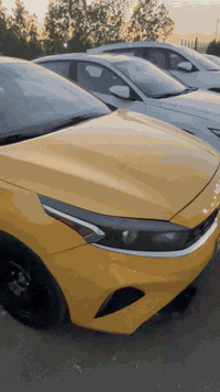 السلام عليكم فورتي 22 جي تي لاين فول مواصفات
صور الحادث موجوده بدون شاصي السياره  

السعر 137 وبيةة مجال بسيط 

***********
