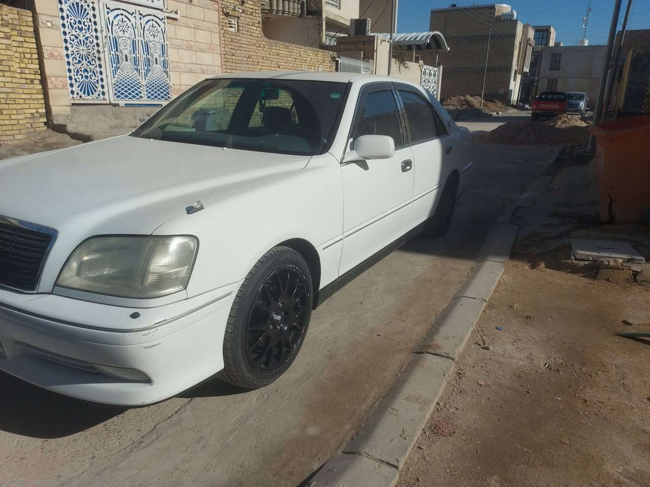 سلام عليكم سياره للبيع ملكه دوات بيه رقم وسنويه جديده ماشيه ١٧٠ بيع ومراوس سياره نتره و سوناته مكان العماره  ***********
