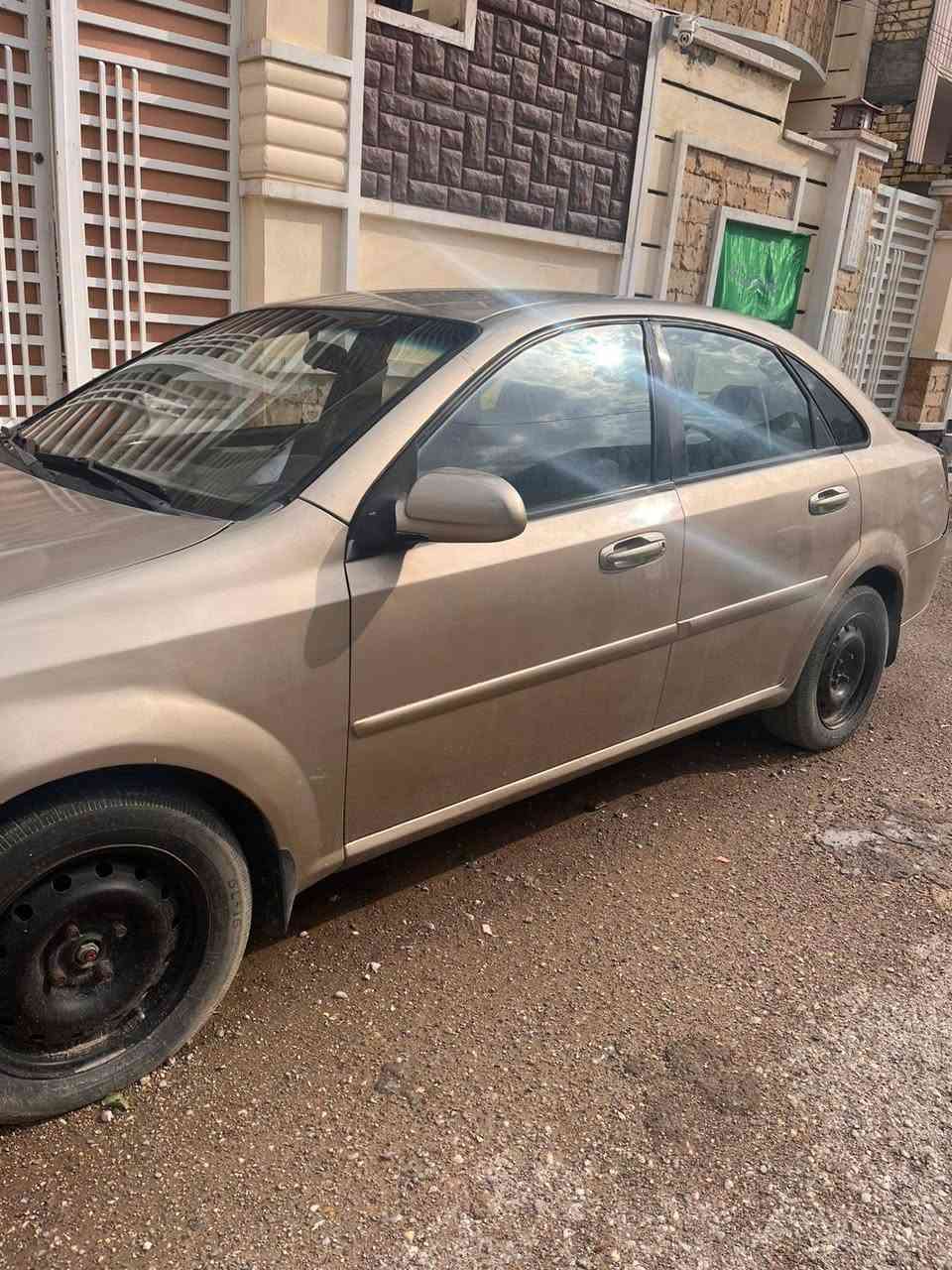 للبيع اوبترا موديل ٢٠٠٦ بيها كير  عاطل مكينه شغاله بشكل جيد مكان السيارة كوت حي الشهداء لتواصل مع صاحب السيارة *********** السعر ٣٨ وبيها مجال
