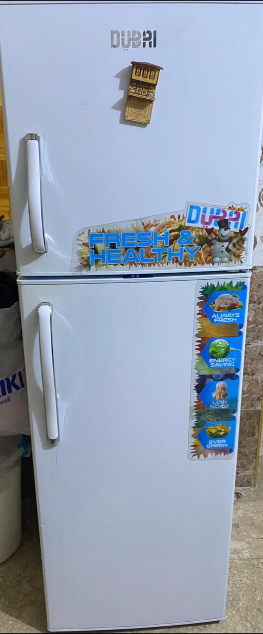 ثلاجة دبي  وسط ب١٠٠ الف 
ثلاجة نوال صغير ١٥٠ اني اخذتها ب ٢٢٥
مصارلها شهرين وبيع لغرض السفر
مجمدة ماطورها واكف صغيره  
ب٢٥


**إذا كنت صاحب هذا الإعلان وتريد حذفه لأي سبب، رجاءا أرسل رسالة إلى الدعم الفني**