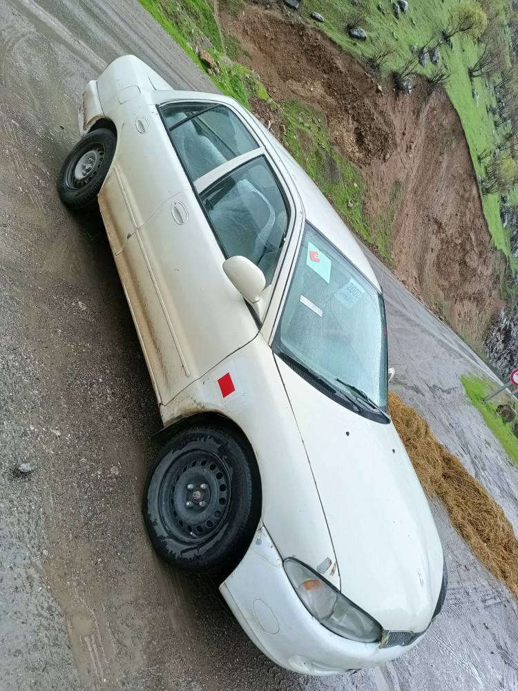 بو فروشتن كريارى به رێز كامل زانيارى نوسراوه بخوينه‌وه
ئينجا تيل بكه له خزمه تم
پروتون موديل 2002 سةنةوى اسلى بةشةرت پاكانةى
 هه ولێر به شه رتى حاسيبه 
بێ ده حم بێ لێدراو گێر مكينه وه رگه راو به شه رت
سياره كى توندوتول و بێ مسروفه تبريت كةمى دةستكارى ده وێت گه رمى مزبوته جام كارةباية پاوةرة 
ولا وةك نيسان سةنيةك خوشة بو لێخورين بو بةنزينيش
ولاهى لة ماتور كمتر بخوات زياتر ناخوات سيارةكى تاكو 
بلێى توندوتولو بێ مسروفه مالى فه قيره 
سيعر 22وةرةقةو معاملة لةسورانم ***********
فايبةر واتساب لةسةرة أربيل, العراق
