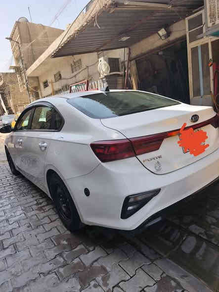 فورتي ابيض ٢٠١٩
حادث بنيد وشوية من باب السائق البنيد مبدل 
بيها منظومة غاز
شاشه وكاميرا دورا
بيها تغليف كشتات النواب الكاظمية
ماشية ٨٣
تحديد مسار 
حجر البيئه موجود 
باسمي تحويل ثاني يوم 
السعر ١٣٥وبيها مجال
او مراوس بتوسان أو سبورتج ٢٣او ٢٤
الرقم *********** بغداد
