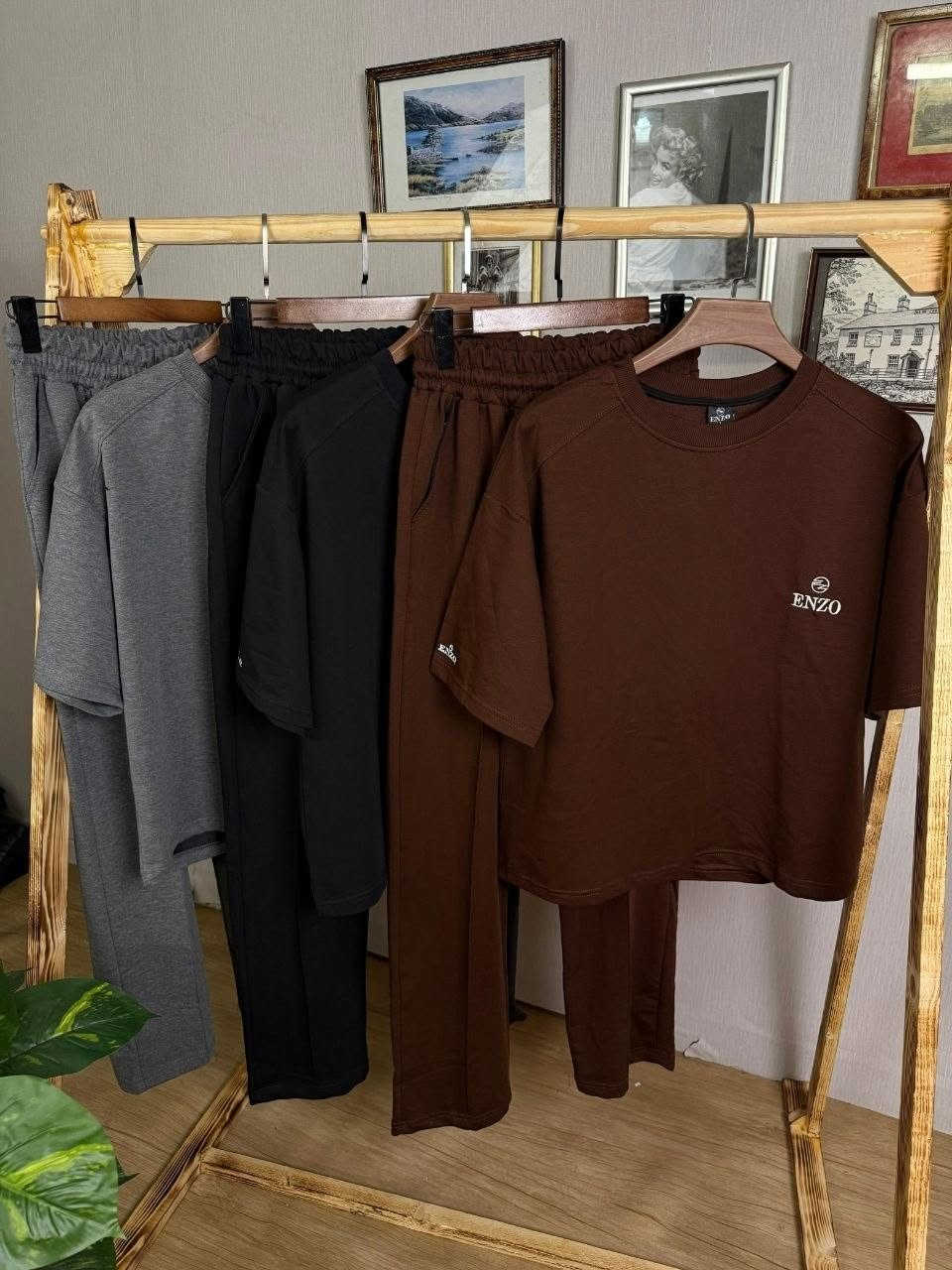 سوت  كات
خامه قطن 
تركي ماستر 
ENZO 
قالب هاف عريض
القياس 
L xl xxl
الشد 15قطعه ب//270
القطعه ب18الف
يجي قياس xl xxl 
مكرر بالسيري


**إذا كنت صاحب هذا الإعلان وتريد حذفه لأي سبب، رجاءا أرسل رسالة إلى الدعم الفني**