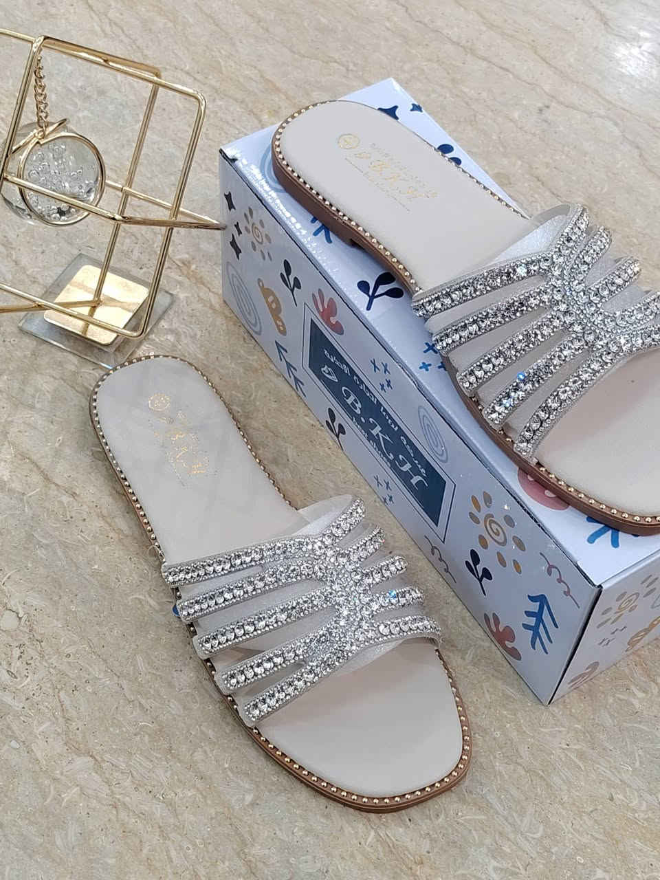 مجمع الوكيل للمواد المنزلية
يوجد  خدمة توصيل لجميع المحافظات العراق 🇮🇶
الزهيرات الشارع العام مقابل عياده الدكتور ايهاب 
***********
