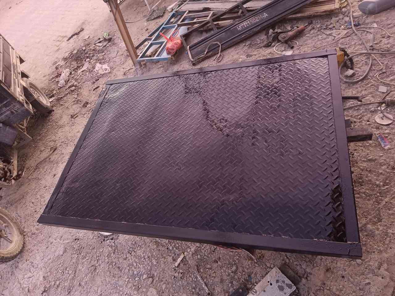 صبغ 
لحيم 
تعديل 
 
عنوان حي الميلاد بسوك قرب جامع الهادي 
***********
